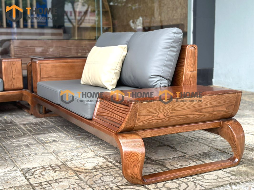 Sofa gỗ sồi tự nhiên Michael Kors đối chân xoắn màu óc chó