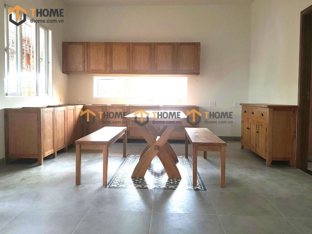 Bàn ăn gỗ sồi tự nhiên chân X BA-08SM