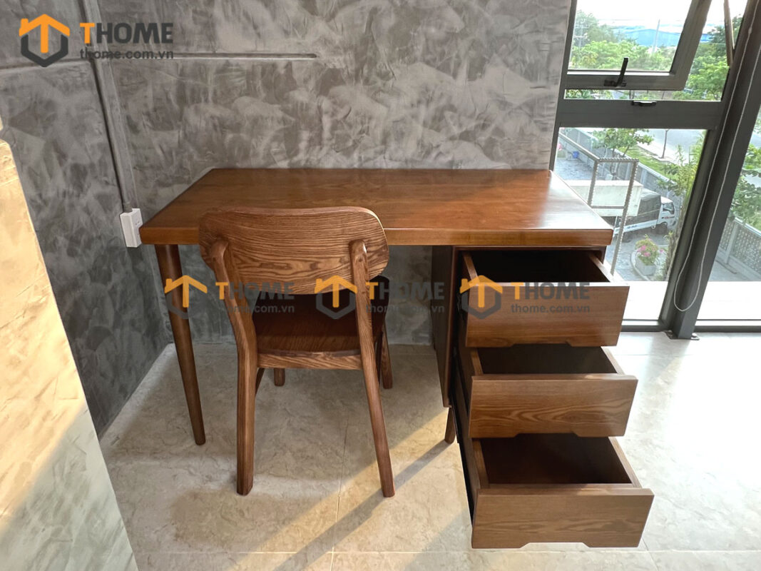 Bàn Làm Việc Gỗ Sồi Tự Nhiên 3 Hộc Kéo OP Màu Óc Chó BLV1T-05SN