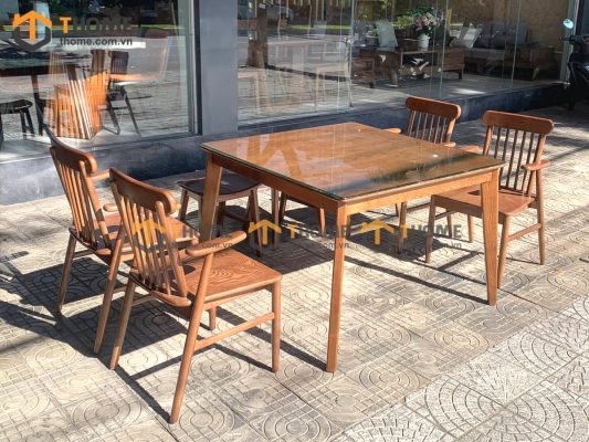 Bộ bàn ăn gỗ sồi Nga 4 ghế