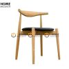 Ghế ăn gỗ sồi tự nhiên mặt nệm đầu bò Bull chân chéo GHEMN-07SN