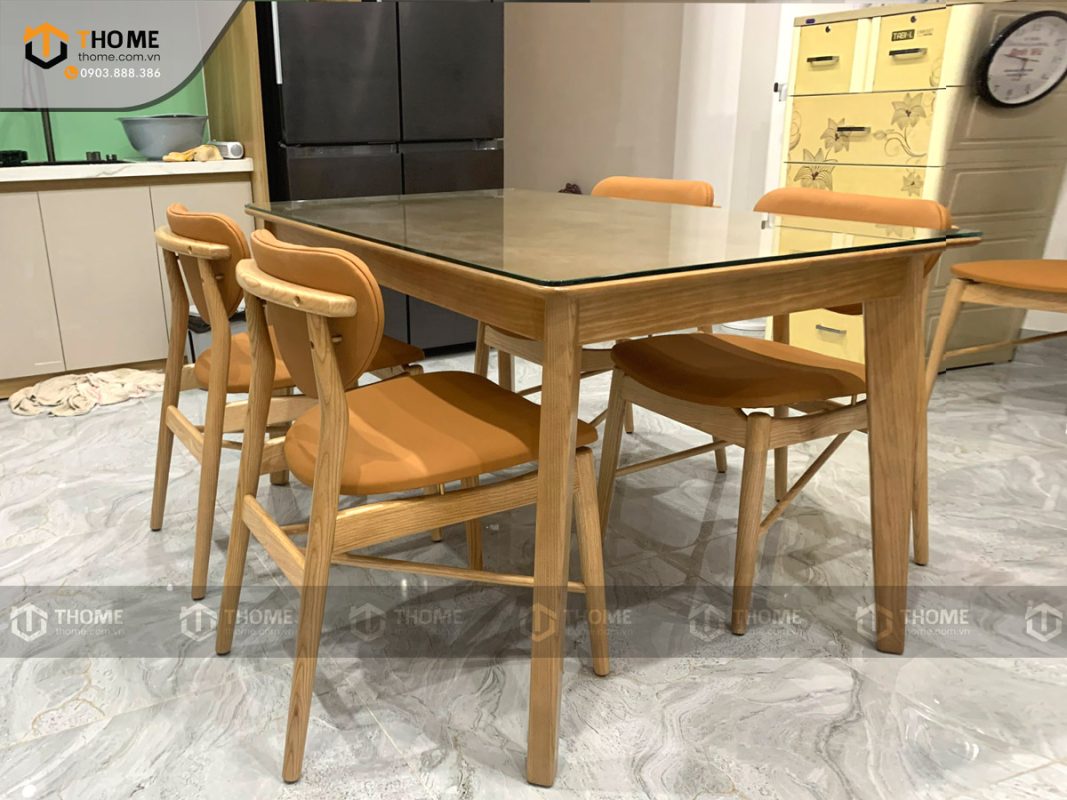 Ghế ăn gỗ sồi tự nhiên mặt nệm DW màu tự nhiên GHEMN-44SN