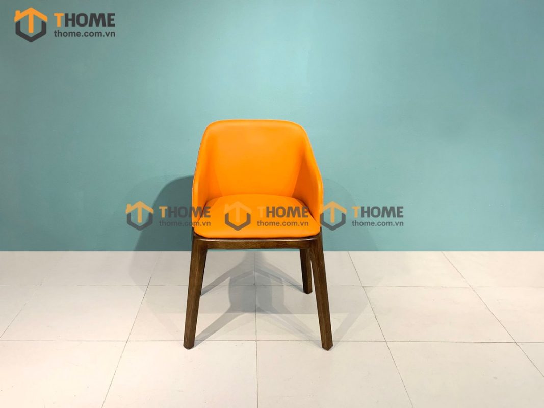 Ghế ăn gỗ sồi tự nhiên mặt nệm Grace có tay GHEMN-02SN