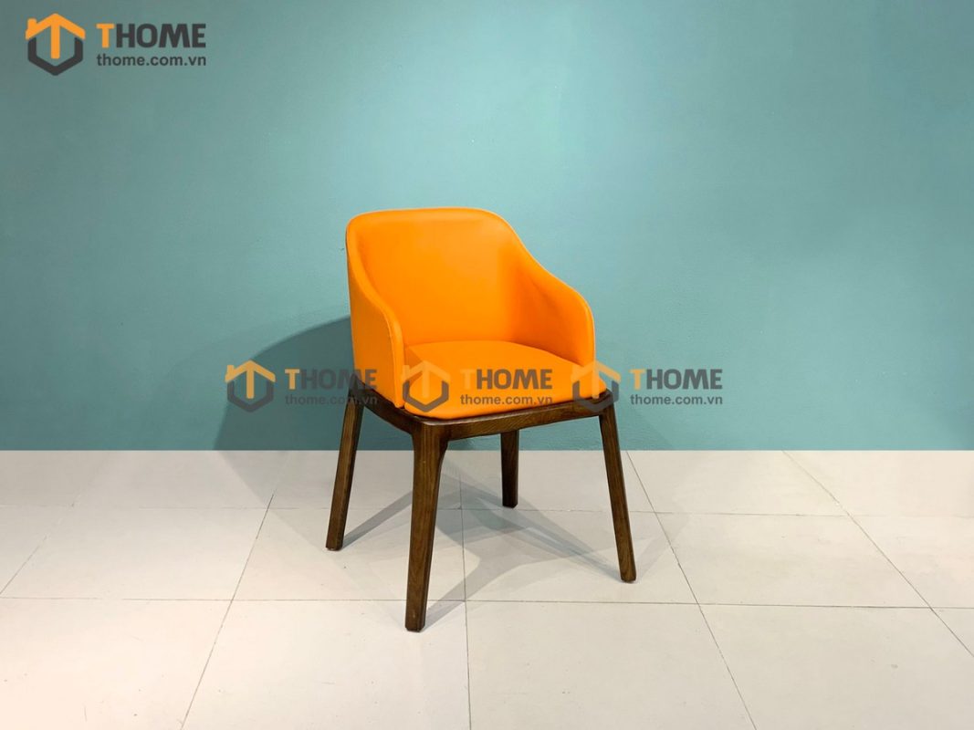 Ghế ăn gỗ sồi tự nhiên mặt nệm Grace có tay GHEMN-02SN