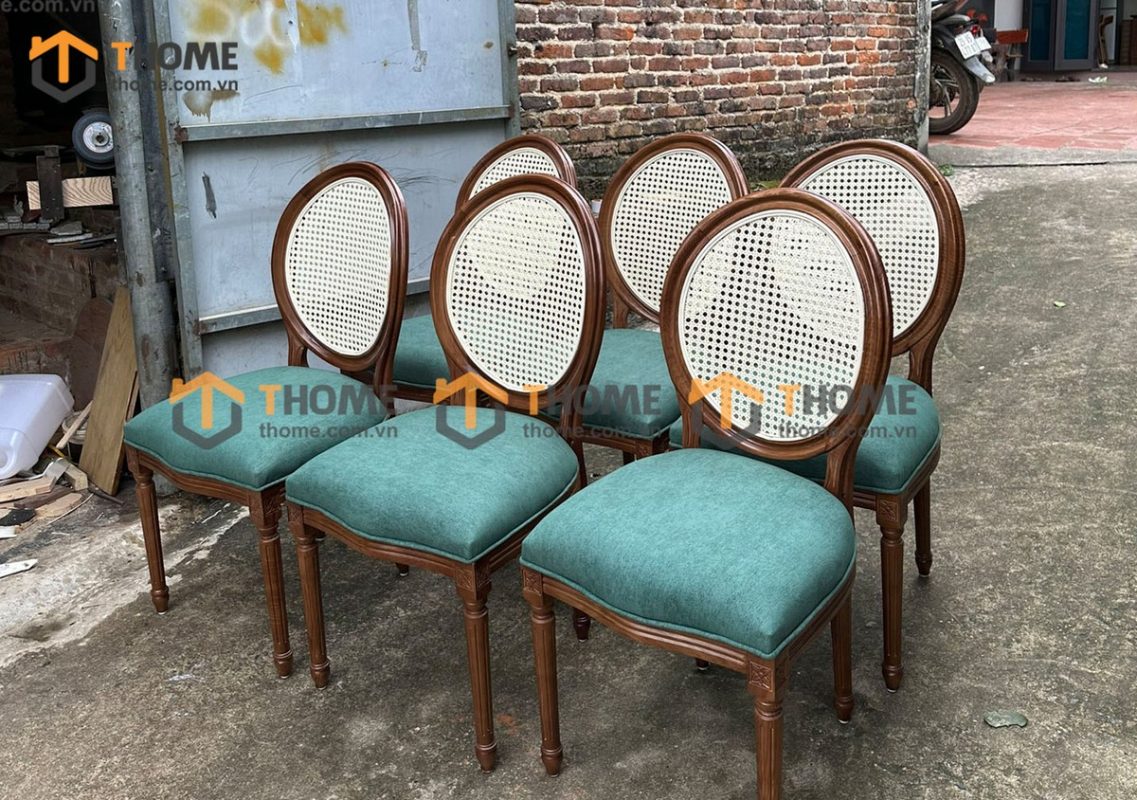 Ghế ăn gỗ sồi tự nhiên mặt nệm Louis GHEMN-26SN