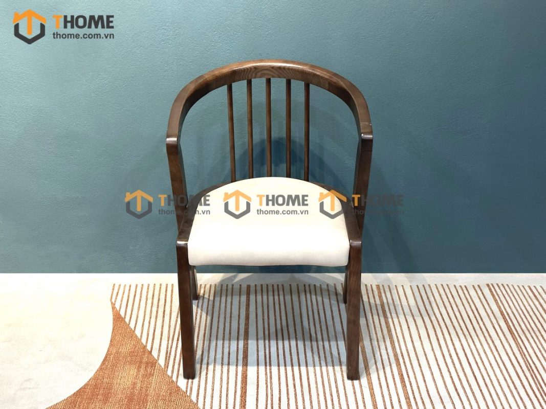 Ghế ăn gỗ sồi tự nhiên mặt nệm lưng cong 5 nan GHEMN-39SN