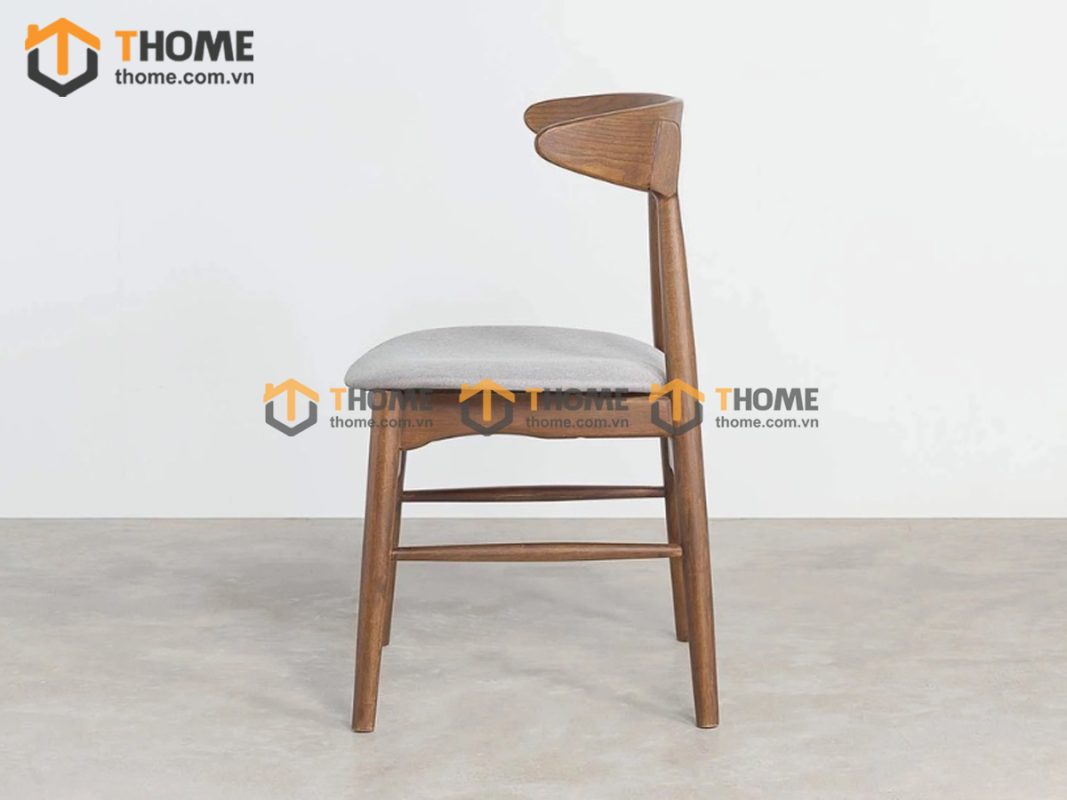 Ghế ăn gỗ sồi tự nhiên mặt nệm mặt trăng GHEMN-15SN