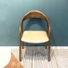 Ghế ăn gỗ sồi tự nhiên mặt nệm Neva có tay GHEMN-10SN