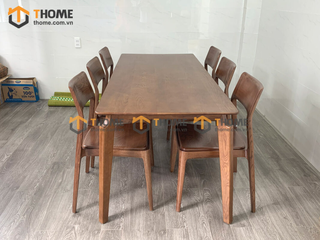 Ghế ăn gỗ sồi tự nhiên Venco màu óc chó GHEMG-26SN