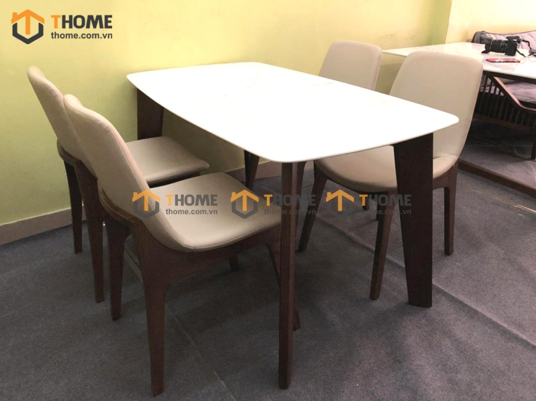 Ghế ăn gỗ sồi tự nhiên mặt nệm Ventura GHEMN-03SN
