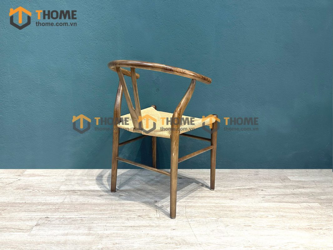 Ghế ăn gỗ sồi tự nhiên đan cói Wishbone màu óc chó GHEMC-02SN