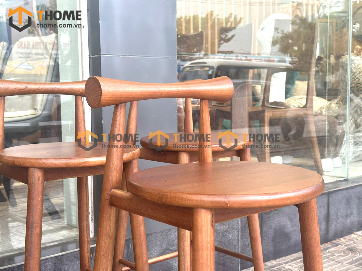 Ghế bar gỗ sồi tự nhiên mặt gỗ tựa tròn yên gỗ GHEBARMG-04SN