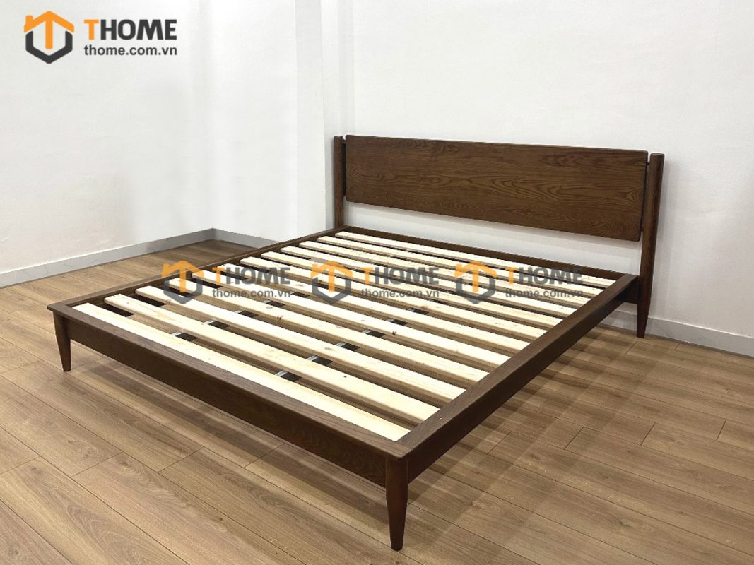 Giường ngủ gỗ sồi tự nhiên Capri màu óc chó GN-10SN