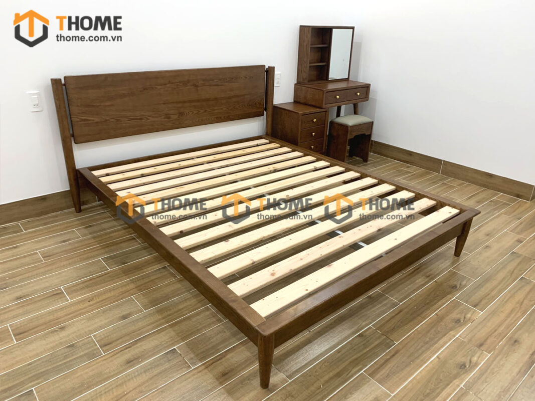 Giường ngủ Capri gỗ sồi tự nhiên màu óc chó GN-10SN