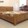 Giường ngủ gỗ sồi tự nhiên đầu thẳng 2 hộc kéo chân hở GN-05SM