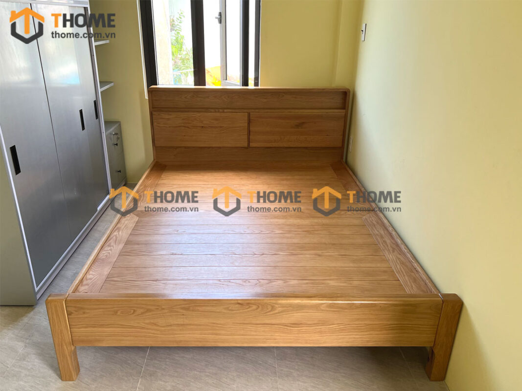 Giường ngủ Toto gỗ sồi tự nhiên màu tự nhiên GN-13SN