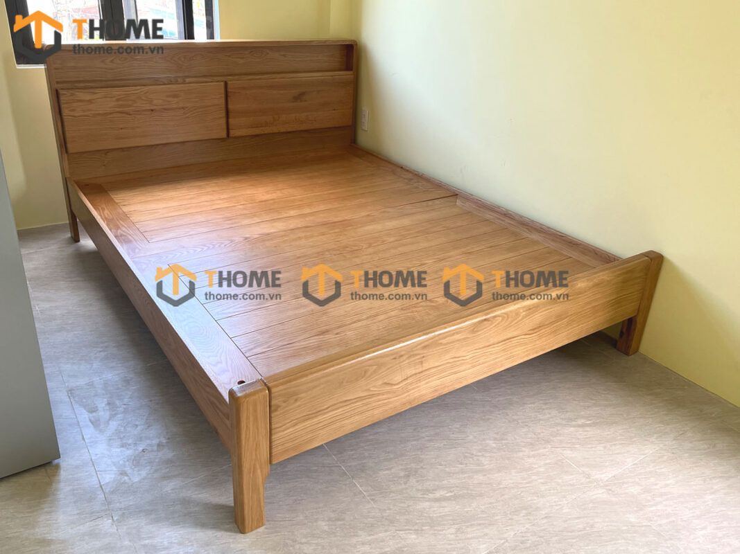Giường ngủ Toto gỗ sồi tự nhiên màu tự nhiên GN-13SN