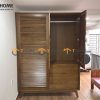 Tủ áo gỗ sồi tự nhiên 2 cánh lùa 1 cánh mở Sunrise màu óc chó TA-06SN