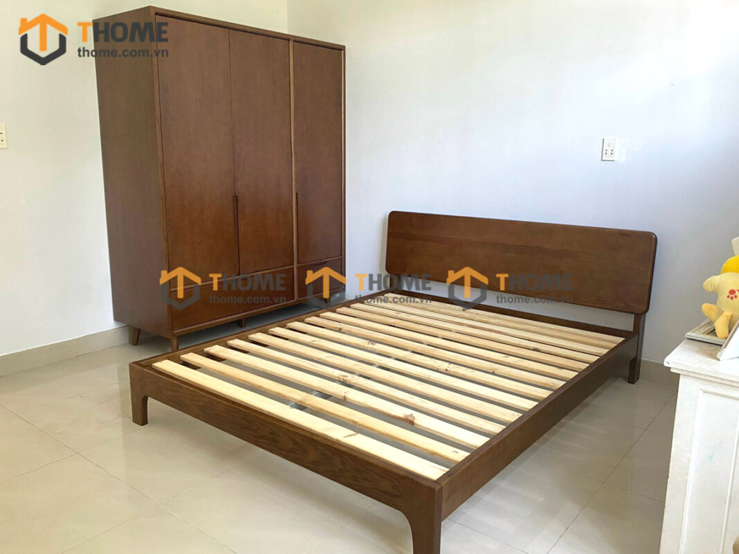 Tủ áo Capri gỗ sồi tự nhiên 3 cánh mở 5 hộc kéo màu óc chó TA-10SN