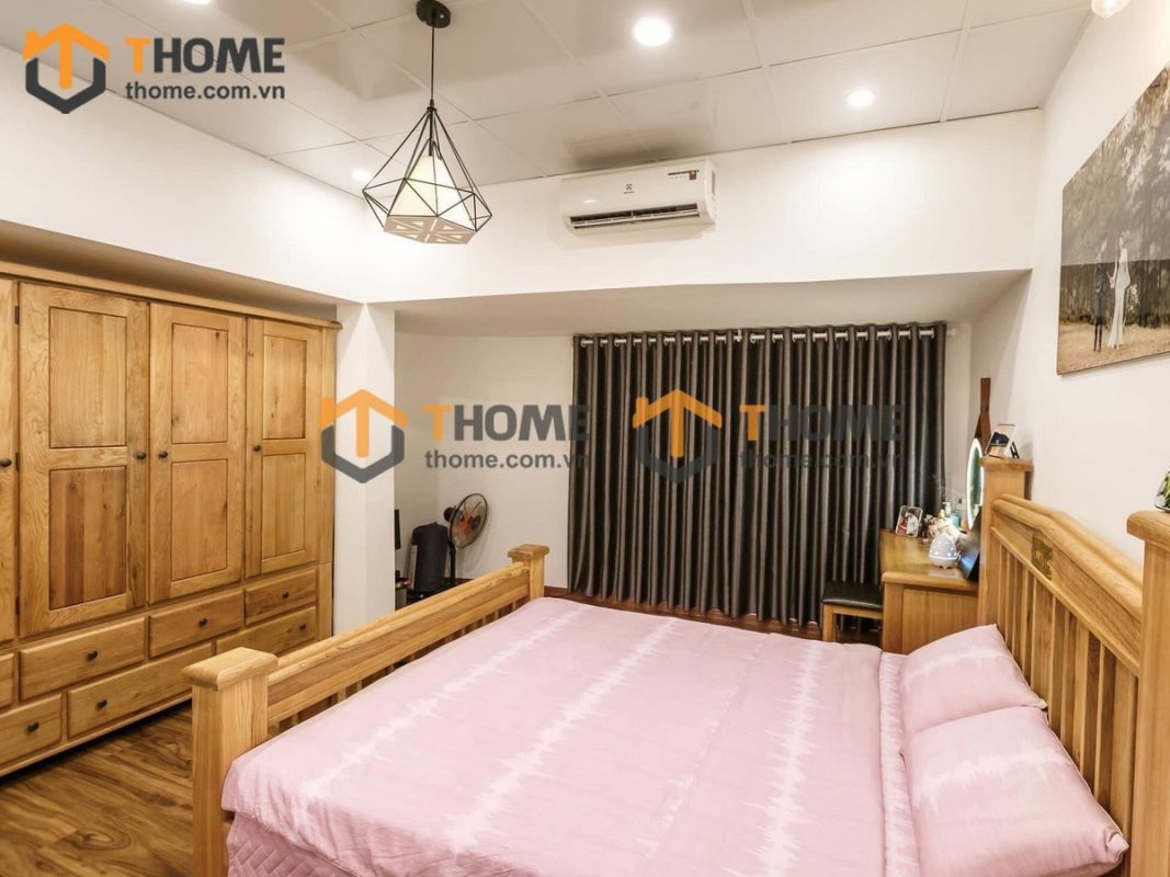Tủ áo gỗ sồi tự nhiên 4 cánh mở Woodstock màu tự nhiên TA-39SM