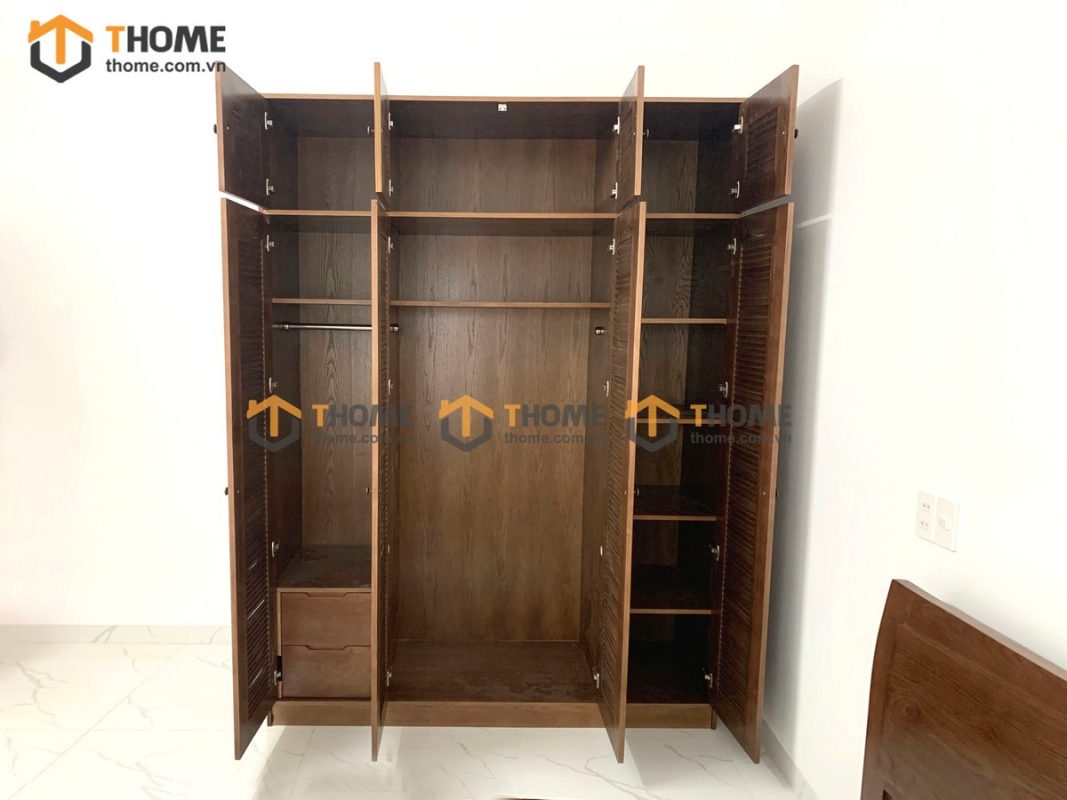 Tủ áo gỗ sồi tự nhiên đụng trần thiết kế 03 TA-13SN