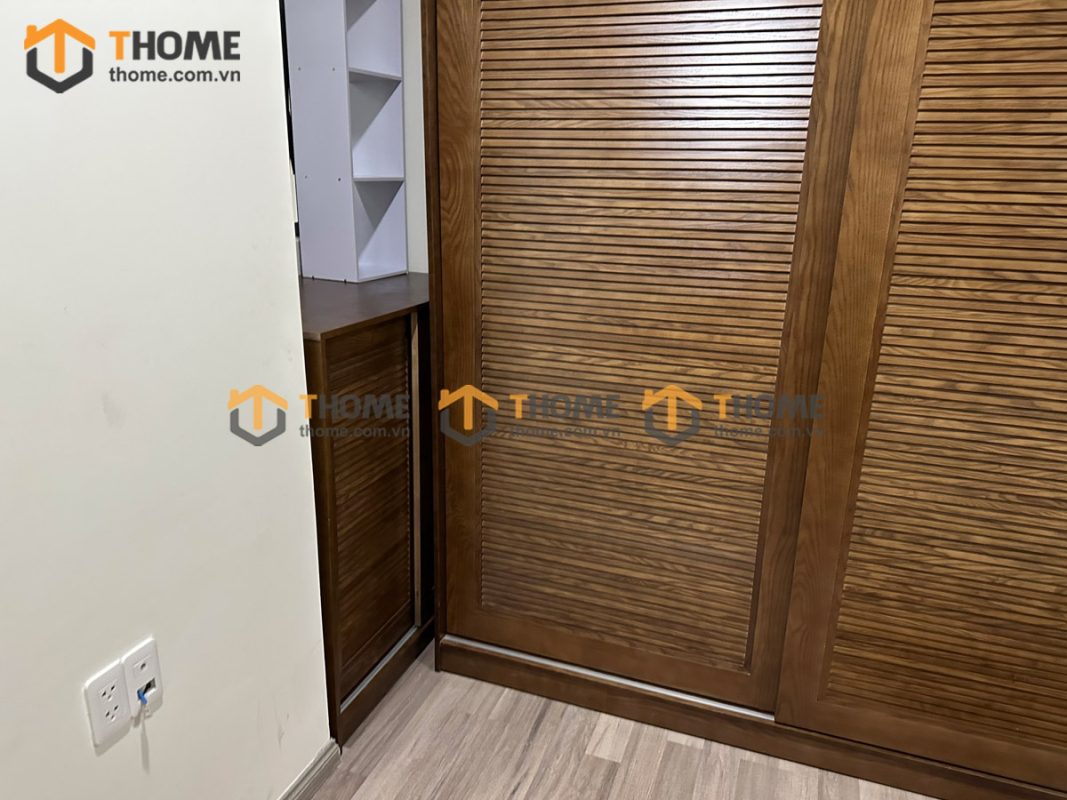 Tủ áo gỗ sồi tự nhiên đụng trần thiết kế 06 TA-16SN