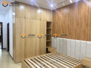 Tủ áo gỗ sồi tự nhiên đụng trần thiết kế 04 TA-14SN