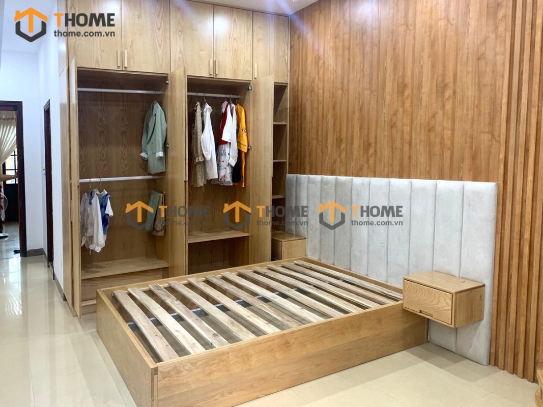 Tủ áo gỗ sồi tự nhiên đụng trần thiết kế 04 TA-14SN