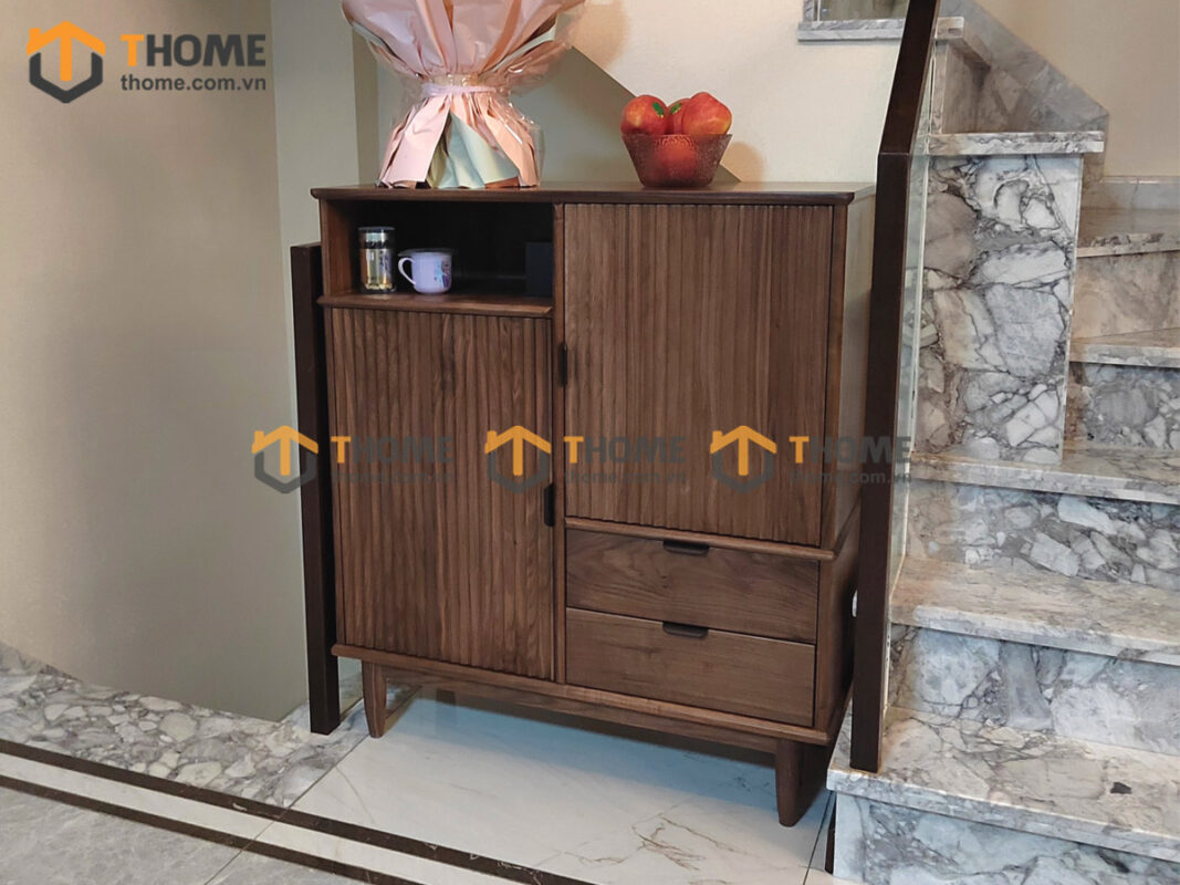 Tủ Chén Gỗ Sồi Tự Nhiên 2 Cánh Sọc TC1T-11SN