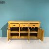 Tủ chén gỗ sồi tự nhiên 3 cánh 3 hộc kéo Harris TC1T-02SM