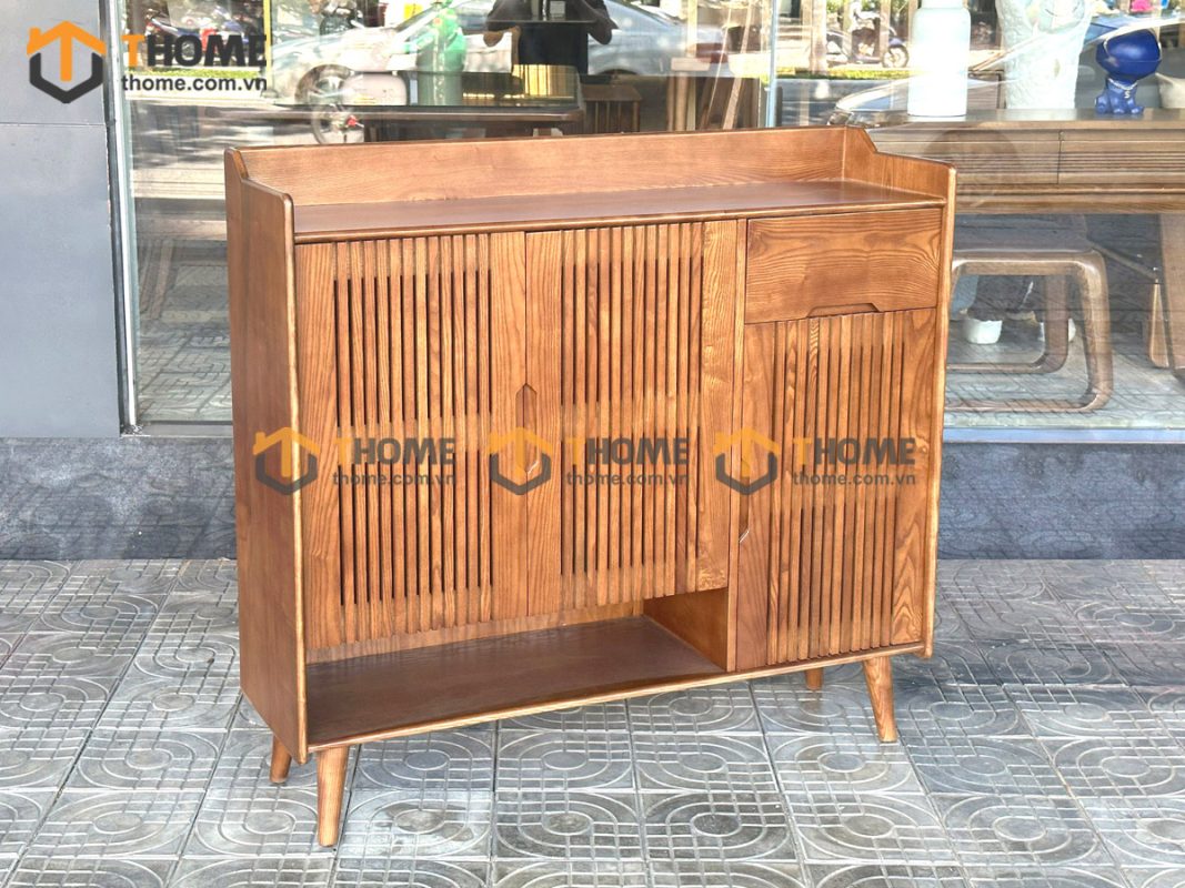 Tủ giày gỗ sồi tự nhiên 3 cánh sọc đứng Vega TG-06SN