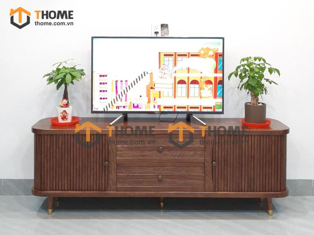 Tủ tivi gỗ sồi tự nhiên lan sọc Sunrise màu óc chó TTV-02SN