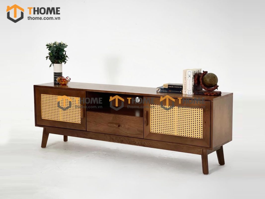 Hình ảnh thi công gỗ sồi tự nhiên showroom bằng mây TTTC-07SN