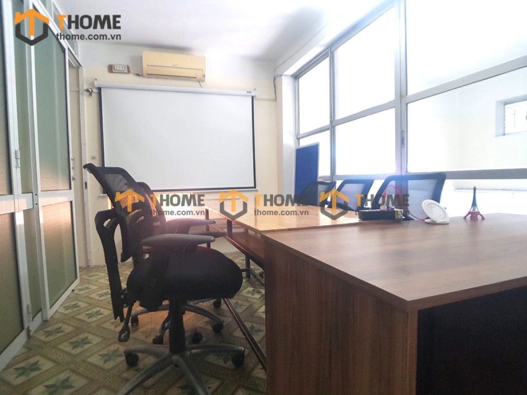 Hình ảnh thi công showroom thuốc lá CAMEL Đống Đa TTTC-01SHOWROOM