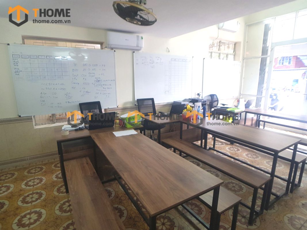 Hình ảnh thi công showroom thuốc lá CAMEL Đống Đa TTTC-01SHOWROOM