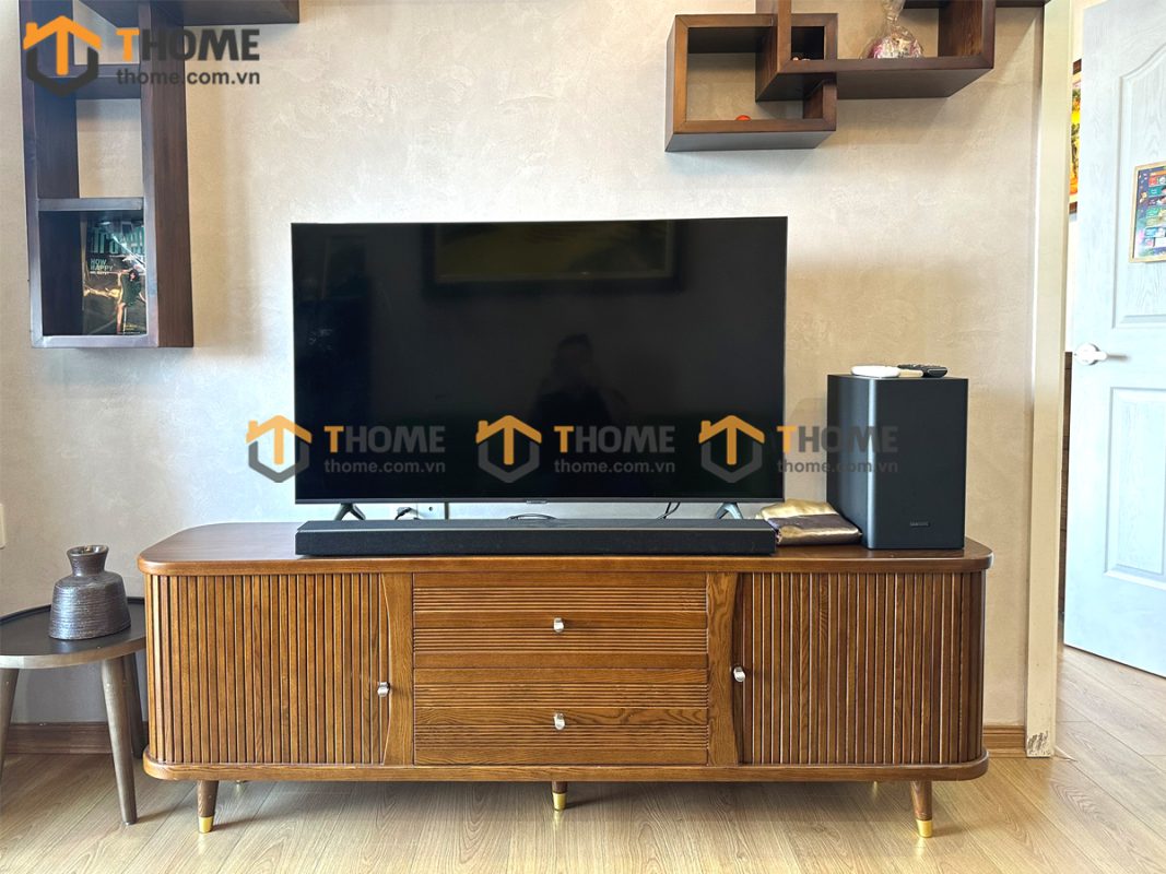 Hình ảnh thi công gỗ sồi tự nhiên nhà chị Khanh Monarchy TTTC-25SN