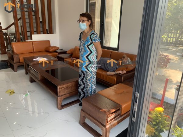 Hình ảnh thi công gỗ sồi tự nhiên nhà chị Ngân Thanh Quýt Quảng Nam TTTC-12SN