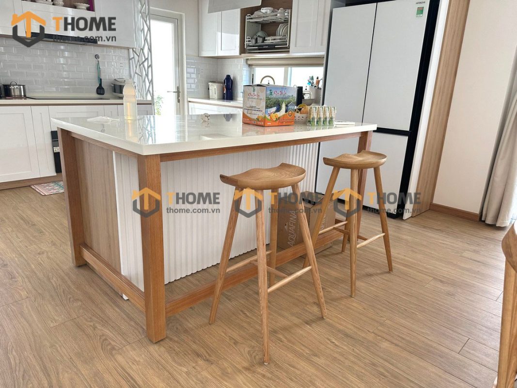 Hình ảnh thi công gỗ sồi tự nhiên nhà anh Sơn Hòa Xuân TTTC-05SN