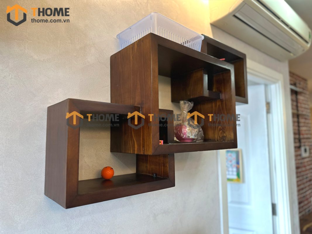 Hình ảnh thi công gỗ sồi tự nhiên nhà chị Khanh Monarchy TTTC-25SN