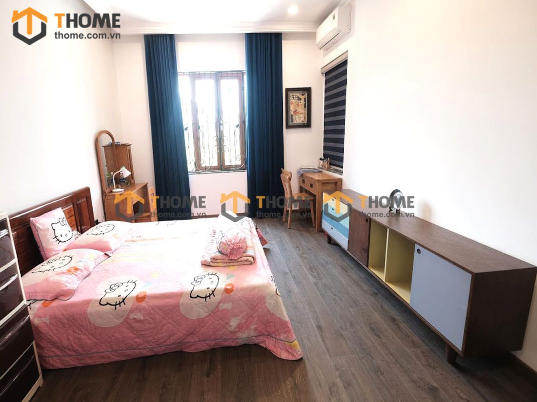 Hình ảnh thi công gỗ sồi tự nhiên nhà anh Lãm Phan Đăng Lưu TTTC-05SM