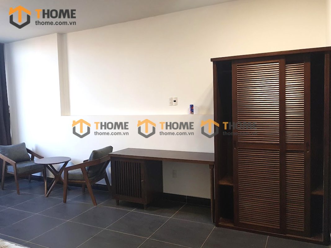 Hình ảnh thi công gỗ sồi tự nhiên khách sạn THE LUXURY PLEIKU TTTC-04KS