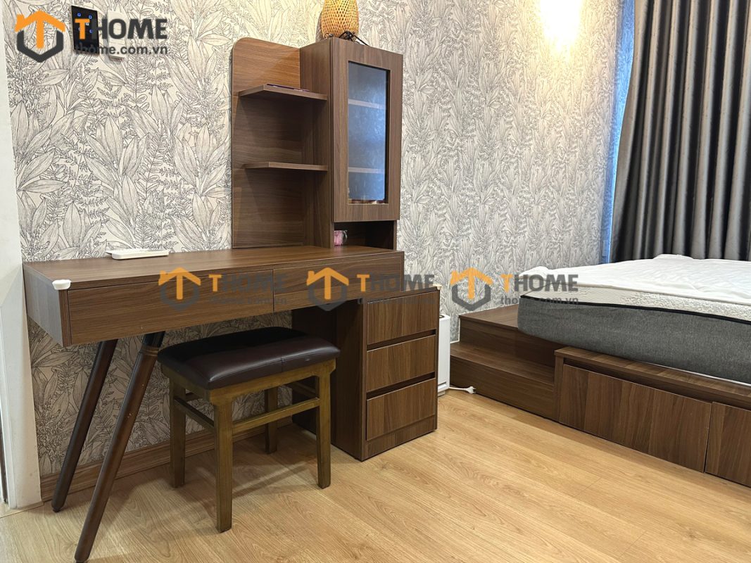 Hình ảnh thi công gỗ sồi tự nhiên nhà chị Khanh Monarchy TTTC-25SN