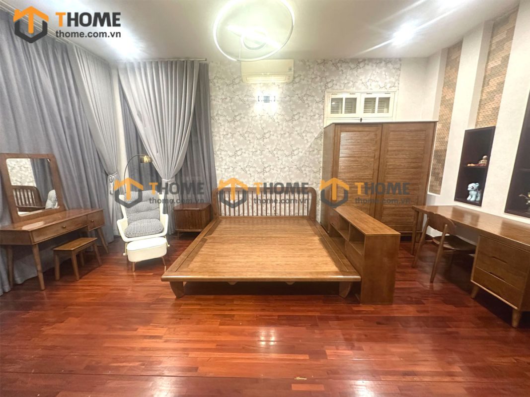 Hình ảnh thi công gỗ sồi tự nhiên nhà chị Liên Nguyễn Súy TTTC-19SN