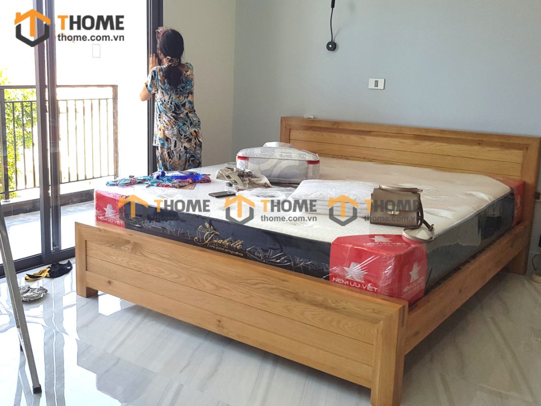 Hình ảnh thi công gỗ sồi tự nhiên nhà chị Linh Hoàng Hoa Thám TTTC-15SM