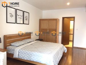 Hình ảnh thi công gỗ sồi tự nhiên nhà chị Mai Bà Huyện Thanh Quang TTTC-02SM
