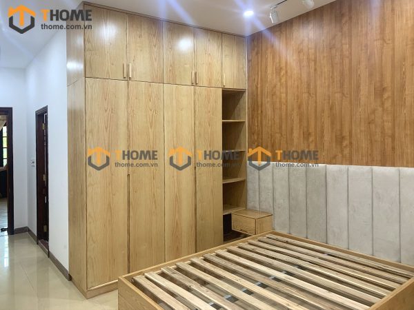 Hình ảnh thi công gỗ sồi tự nhiên nhà chị Tâm Thăng Long TTTC-13SN