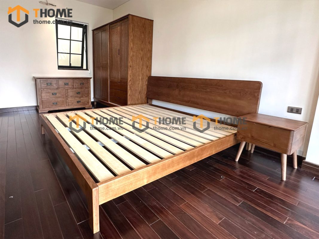 Hình ảnh thi công gỗ sồi tự nhiên nhà chị Trâm Sơn Trà TTTC-04SN