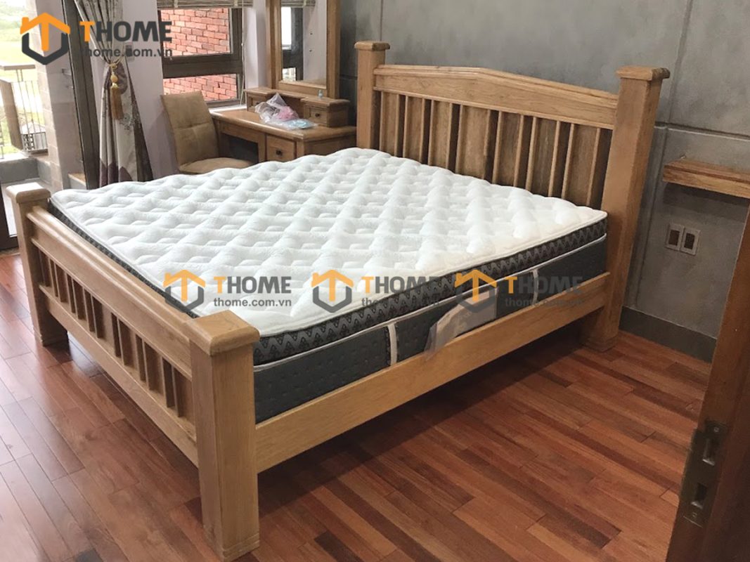 Hình ảnh thi công gỗ sồi tự nhiên nhà em Hải Thăng Long TTTC-17SM