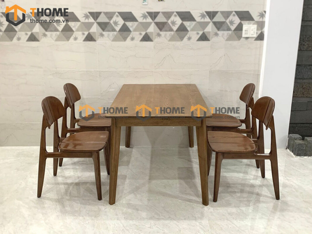 Bộ Bàn Ăn Capri 4 Ghế (Nhiều Mẫu Ghế) Gỗ Sồi Tự Nhiên BBA4-10SN