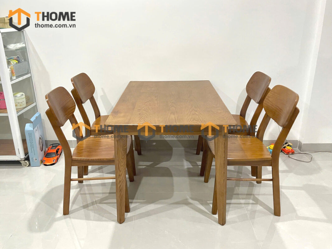 Bộ Bàn Ăn Capri 4 Ghế (Nhiều Mẫu Ghế) Gỗ Sồi Tự Nhiên BBA4-10SN